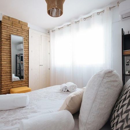 Cozy Attic With Terrace- 1Bd 1Bth- San Vicente Seville Exterior photo