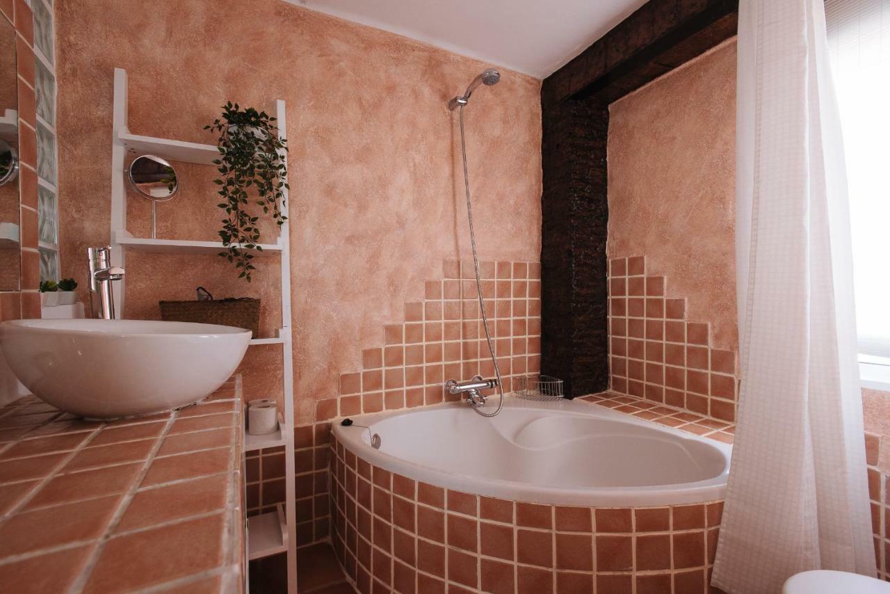 Cozy Attic With Terrace- 1Bd 1Bth- San Vicente Seville Exterior photo