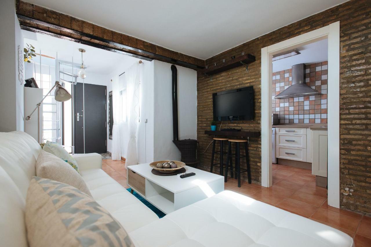 Cozy Attic With Terrace- 1Bd 1Bth- San Vicente Seville Exterior photo